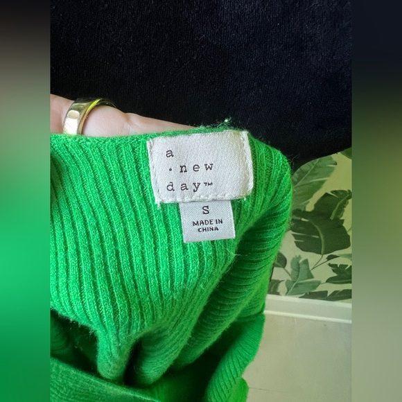 A New Day Green Knit Tank Top Size S - Picture 5 of 5